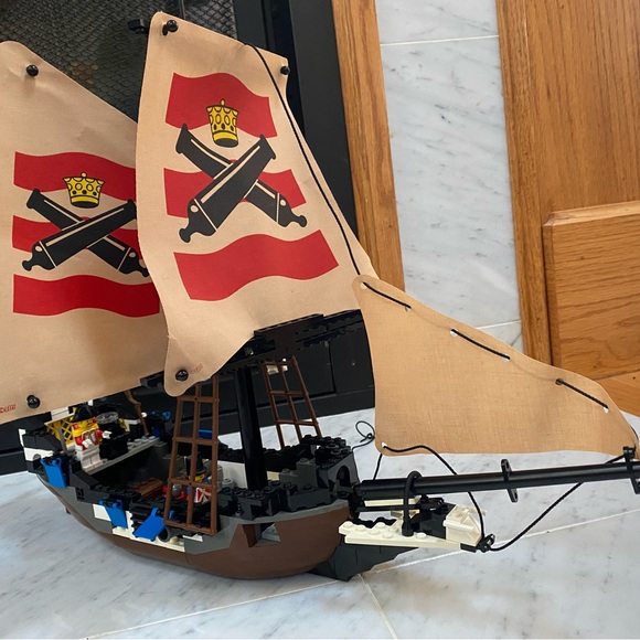 RARE 1992 LEGO System #6271 Imperial Flagship - Complete With Box & Manual - Picture 3 of 16